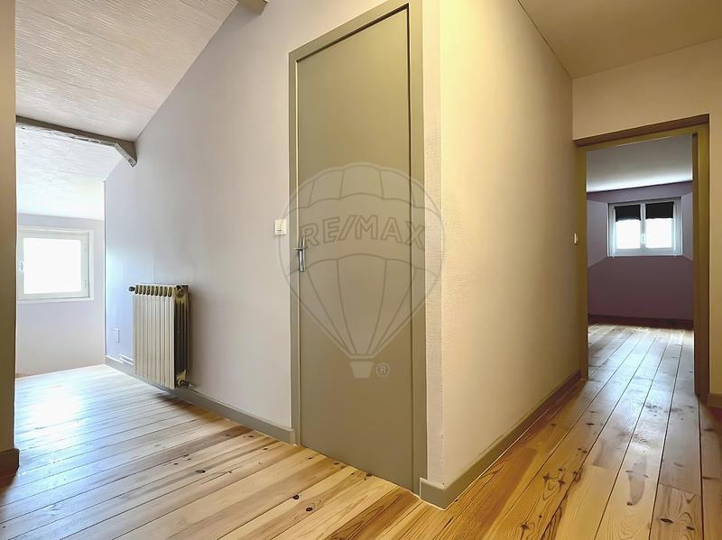 Maison - 183 m² - 7 pièces