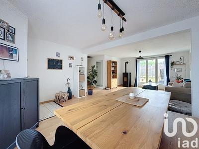 Maison - 91 m² - 5 pièces