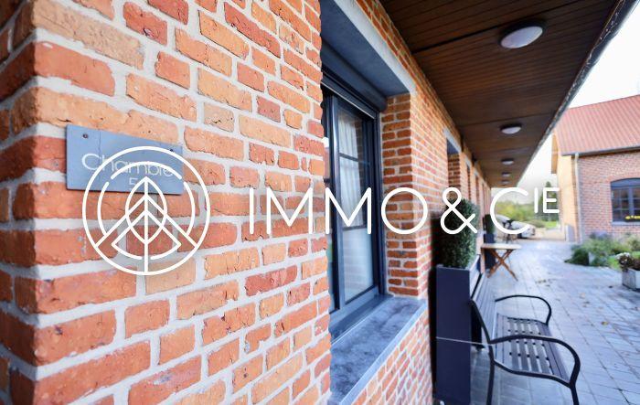 Maison - 570 m² - 17 pièces