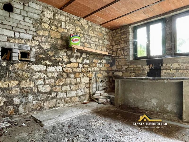 Maison - 95 m² - 6 pièces