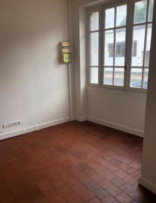 Appartement ancien - 23 m² - 1 pièce