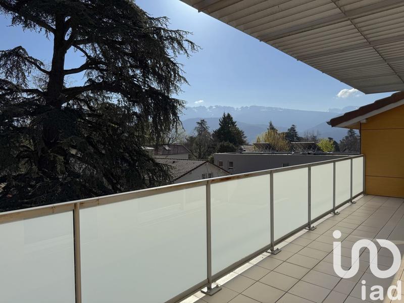 Appartement - 94 m² - 4 pièces