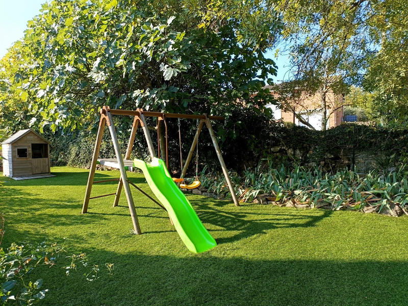 Maison - 330 m² - 10 pièces