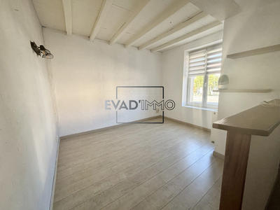 Maison - 85 m² - 5 pièces