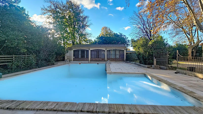 Maison - 363 m² - 12 pièces