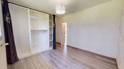 Appartement - 90 m² - 4 pièces