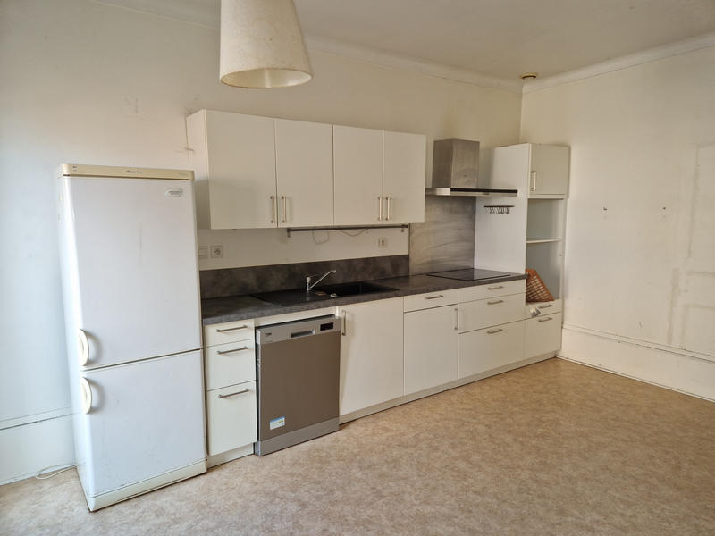 Appartement - 140 m² - 5 pièces