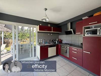 Maison - 113 m² - 6 pièces