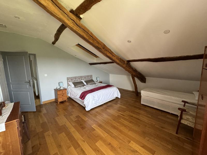 Maison ancienne - 270 m² - 13 pièces