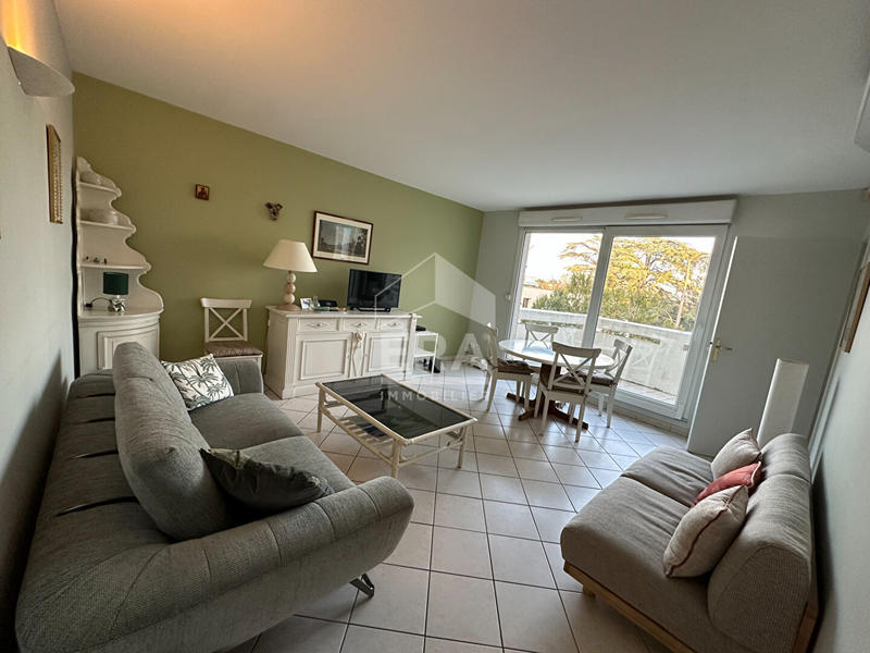 Appartement - 82 m² - 3 pièces