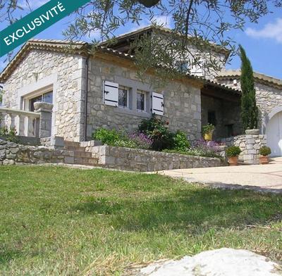 Maison - 155 m² - 4 pièces