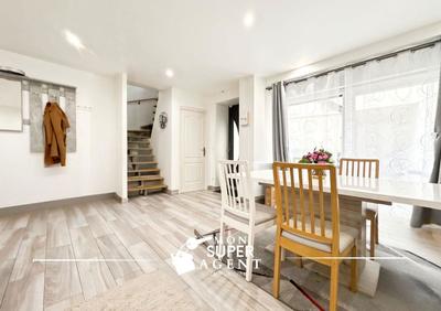 Maison - 100 m² - 4 pièces