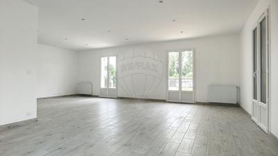 Maison - 94 m² - 4 pièces