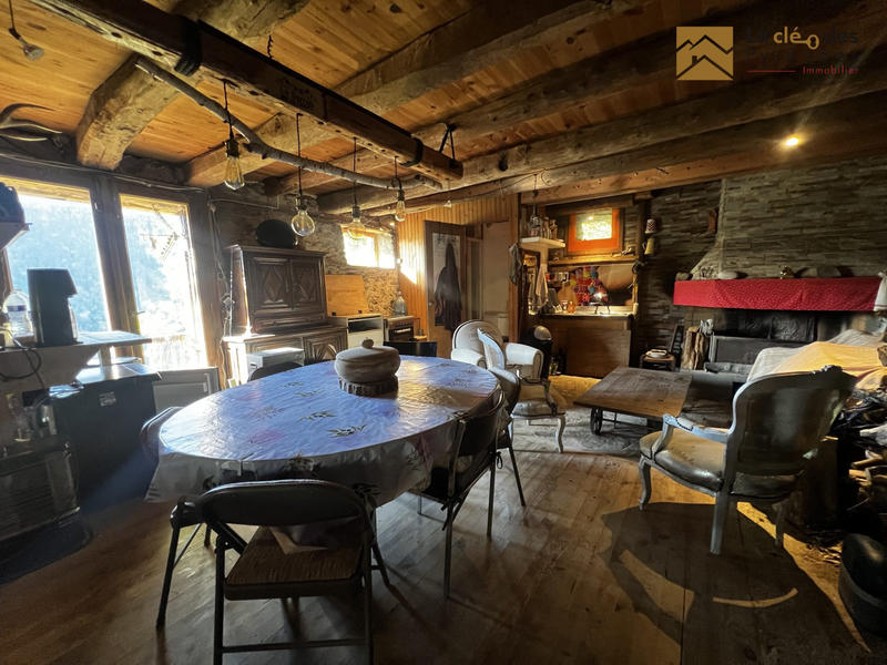 Maison ancienne - 98 m² - 4 pièces