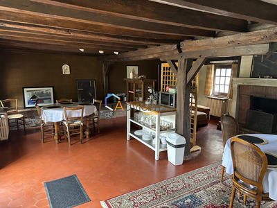 Maison - 347 m² - 14 pièces