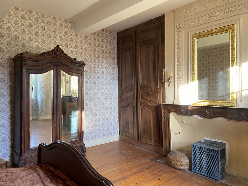 Maison - 623 m² - 22 pièces