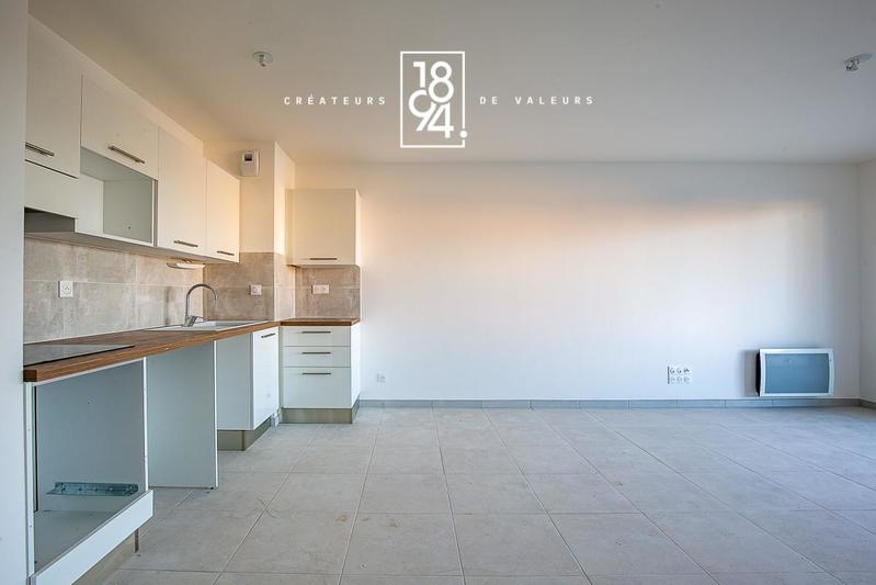 Appartement - 85 m² - 4 pièces