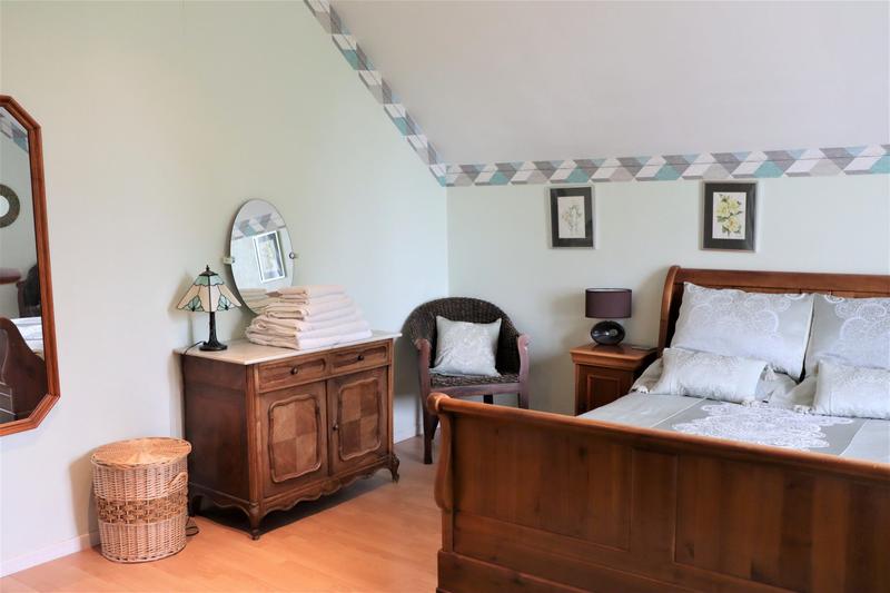 Maison - 250 m² - 9 pièces