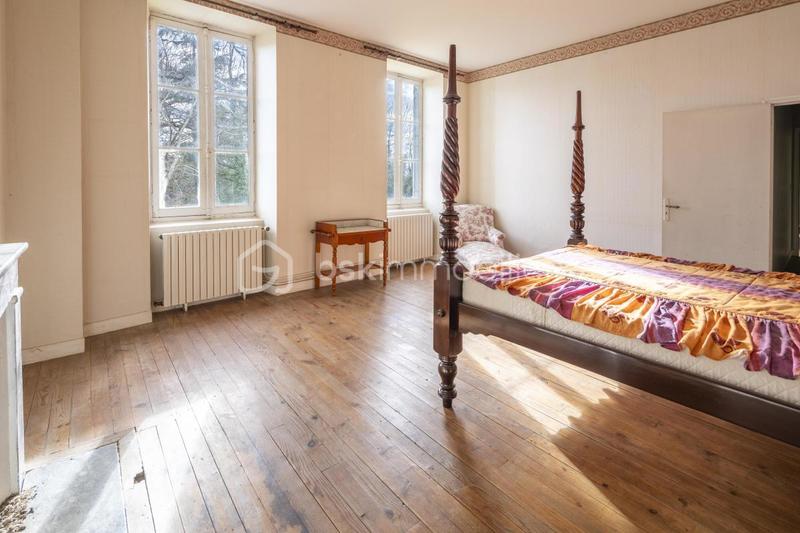 Château - 376 m² - 10 pièces