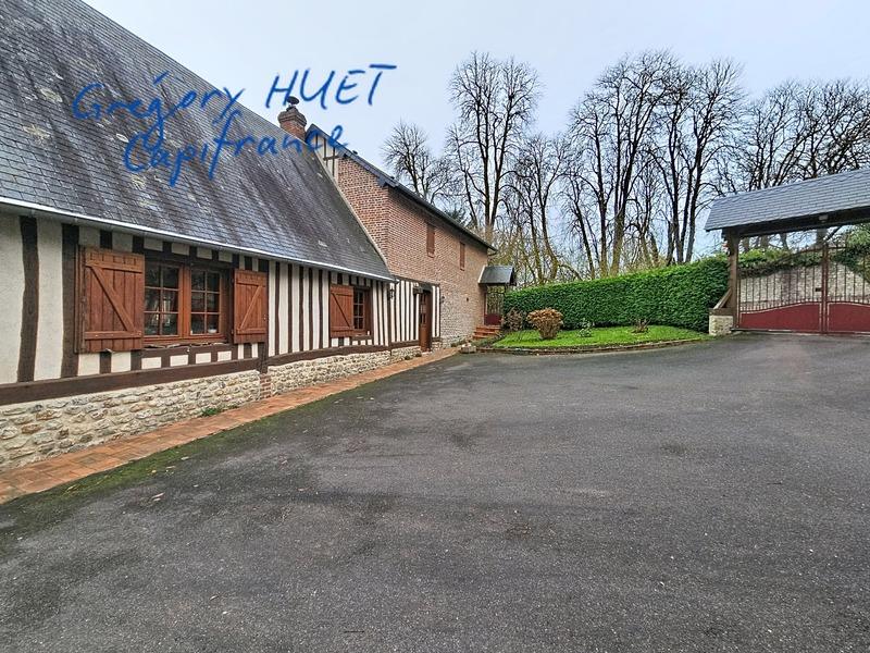 Maison - 121 m² - 8 pièces