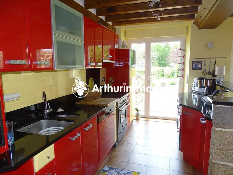 Maison - 180 m² - 6 pièces