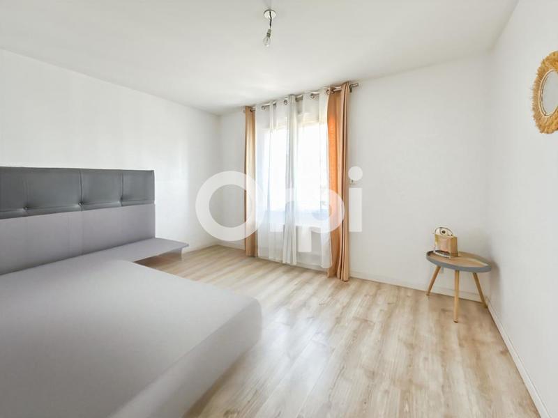 Maison - 186 m² - 7 pièces