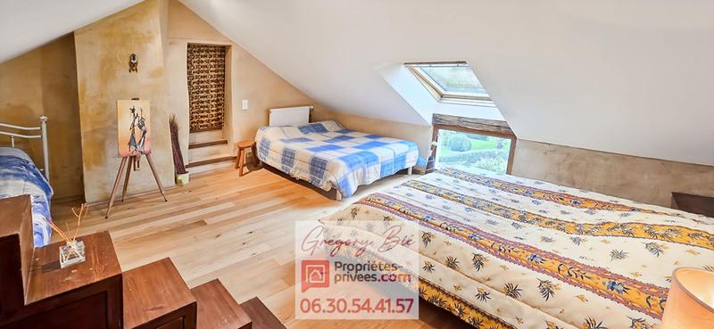 Maison - 250 m² - 10 pièces