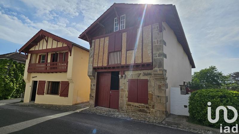 Maison de village - 276 m² - 10 pièces