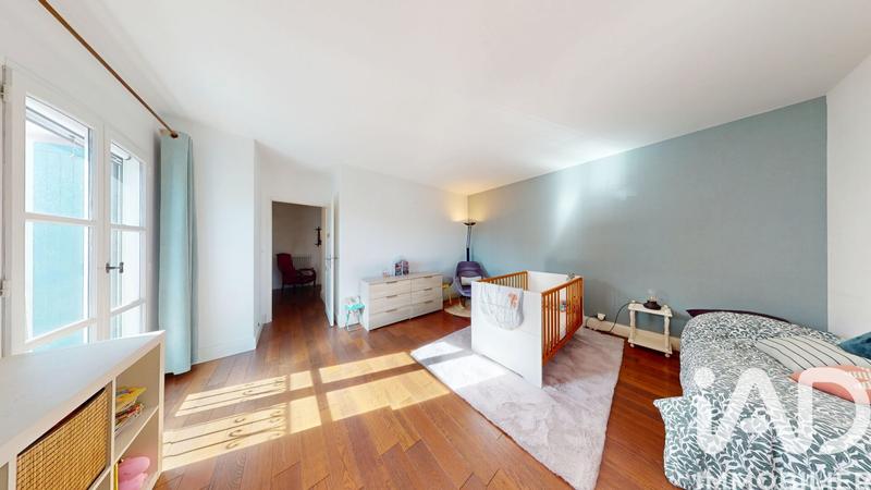 Maison - 191 m² - 5 pièces