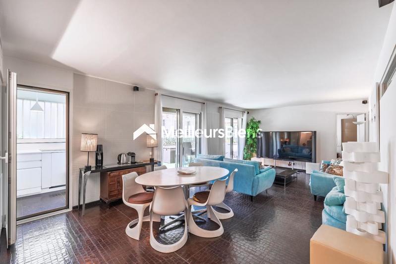 Appartement - 81 m² - 4 pièces