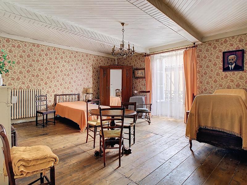 Maison de village - 183 m² - 6 pièces