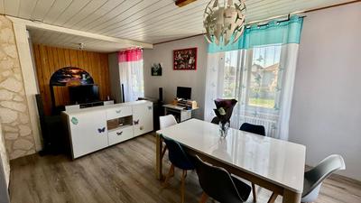 Maison - 105 m² - 4 pièces