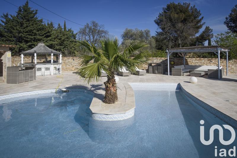 Maison - 226 m² - 8 pièces