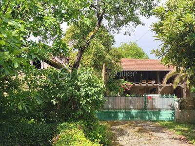 Maison ancienne - 225 m² - 9 pièces