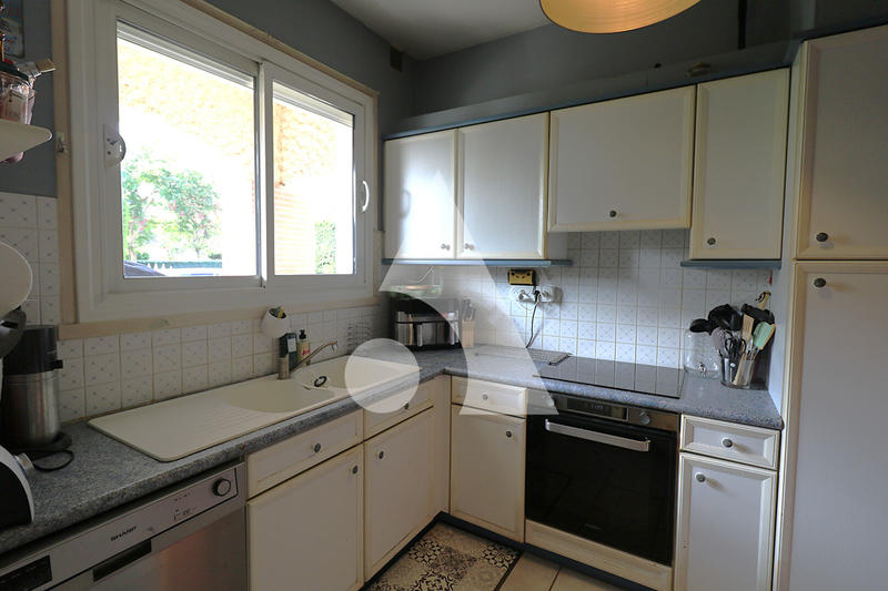 Maison - 139 m² - 6 pièces