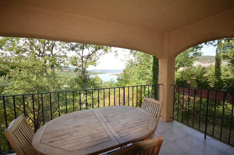 Villa - 140 m² - 8 pièces