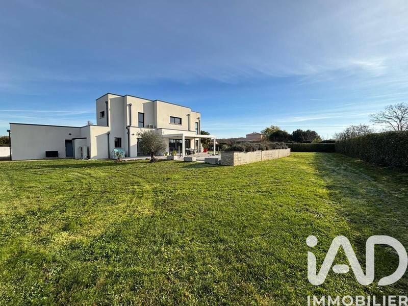 Maison de maîtres - 177 m² - 5 pièces
