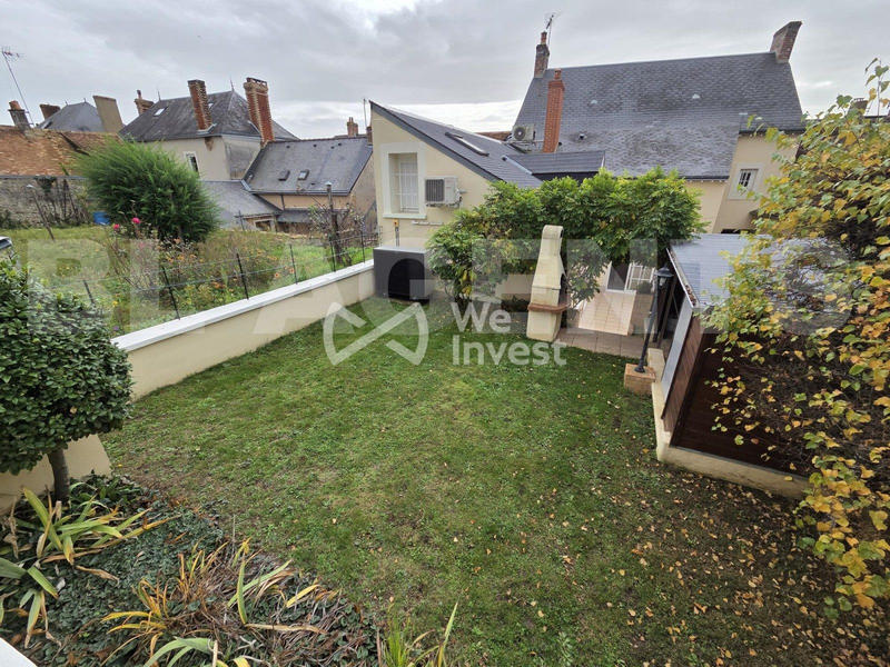 Maison - 202 m² - 8 pièces