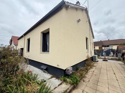 Maison - 100 m² - 6 pièces