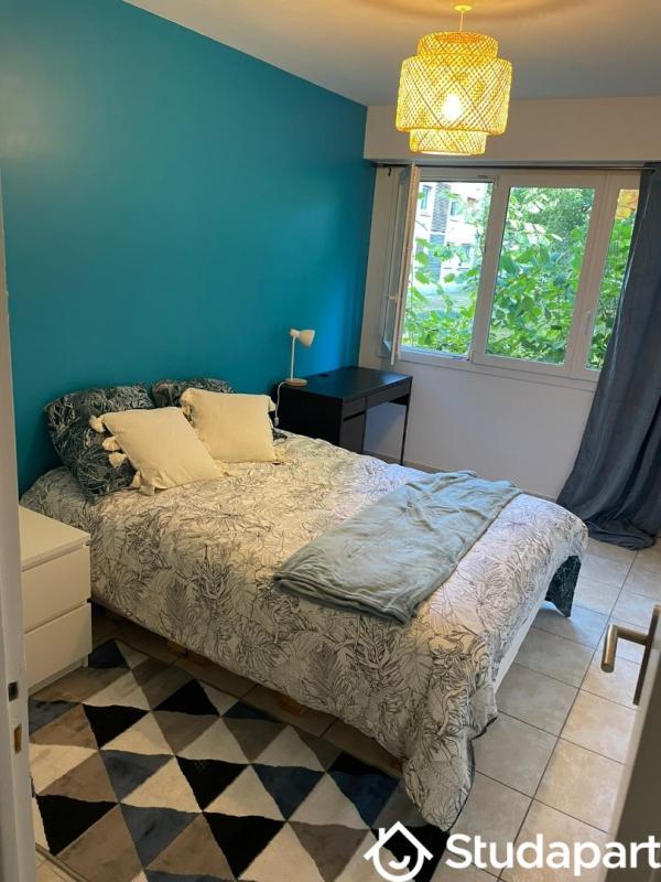 Chambre - 11 m² - 1 pièce