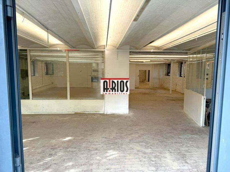 Local d'activité / Entrepôt - 420 m²