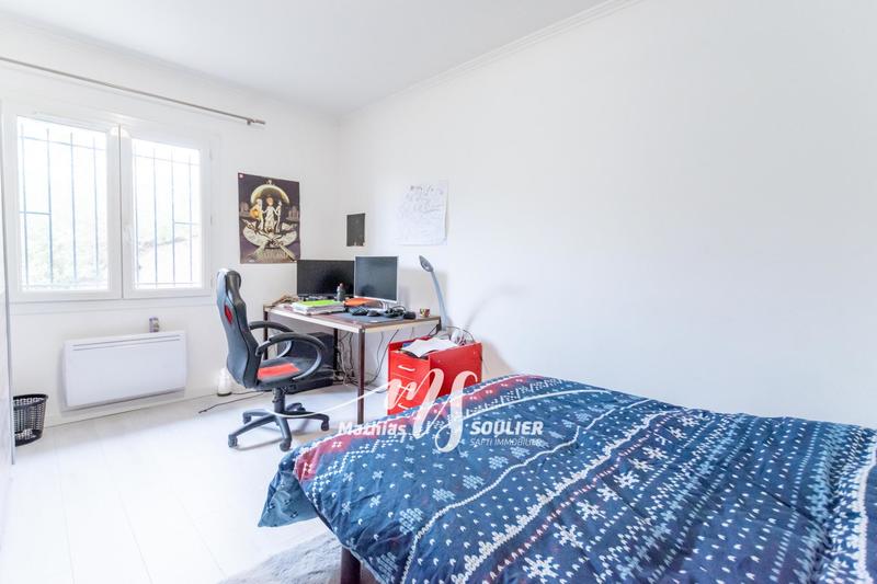 Maison - 181 m² - 8 pièces