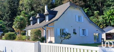 Maison - 135 m² - 6 pièces