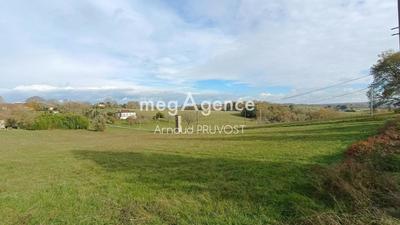 Terrain constructible - 6 810 m²