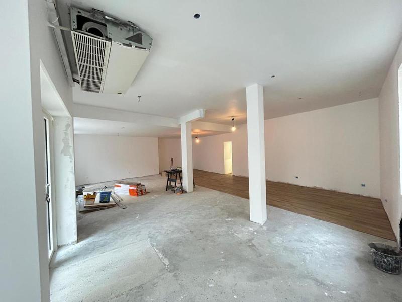 Local commercial - 108 m² - 3 pièces