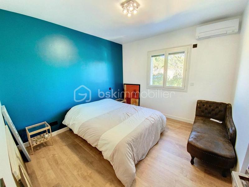 Villa - 245 m² - 6 pièces