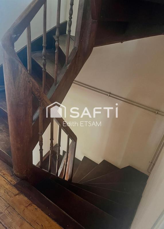 Maison - 90 m² - 5 pièces