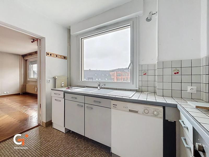 Appartement - 96 m² - 5 pièces