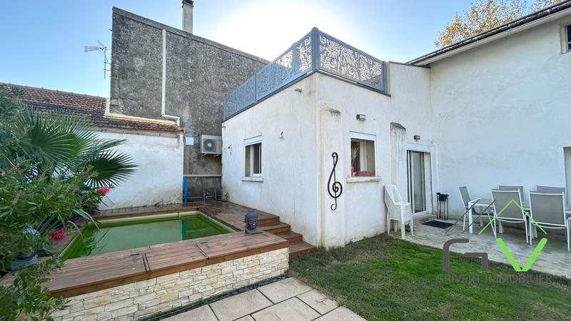 Maison traditionnelle - 137 m² - 5 pièces