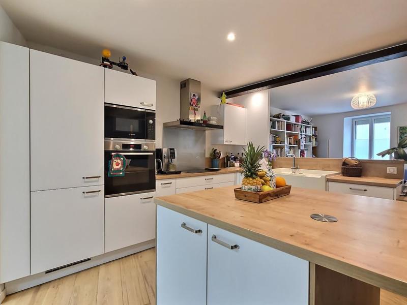 Maison - 101 m² - 4 pièces